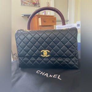 Used coco Lizard handle caviar quilt flap bag